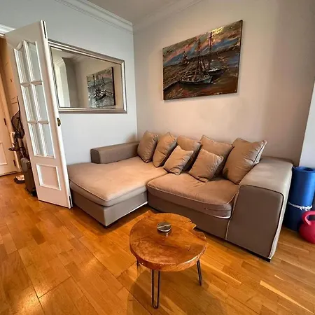Romance By The Sea Apartment *